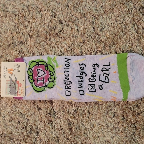 2/$20 Women's socks - Picture 1 of 2